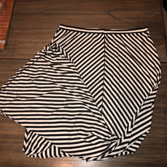 Maxi Long Striped Skirt - Picture 2 of 2